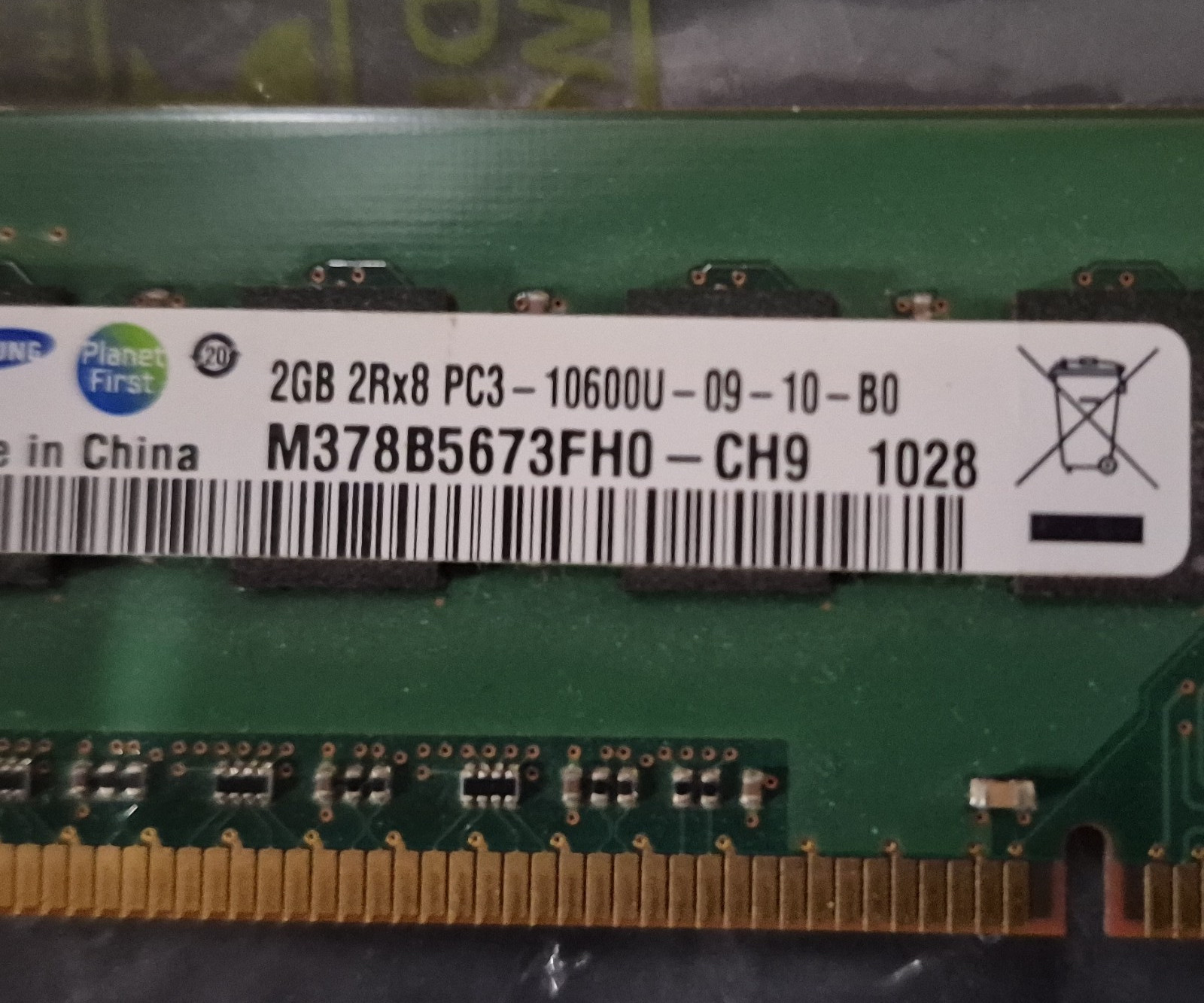 Samsung 2GB DDR3 SDRAM DIMM PC3-10600U 240-Pin RAM Module M378B5673FHO-CH9