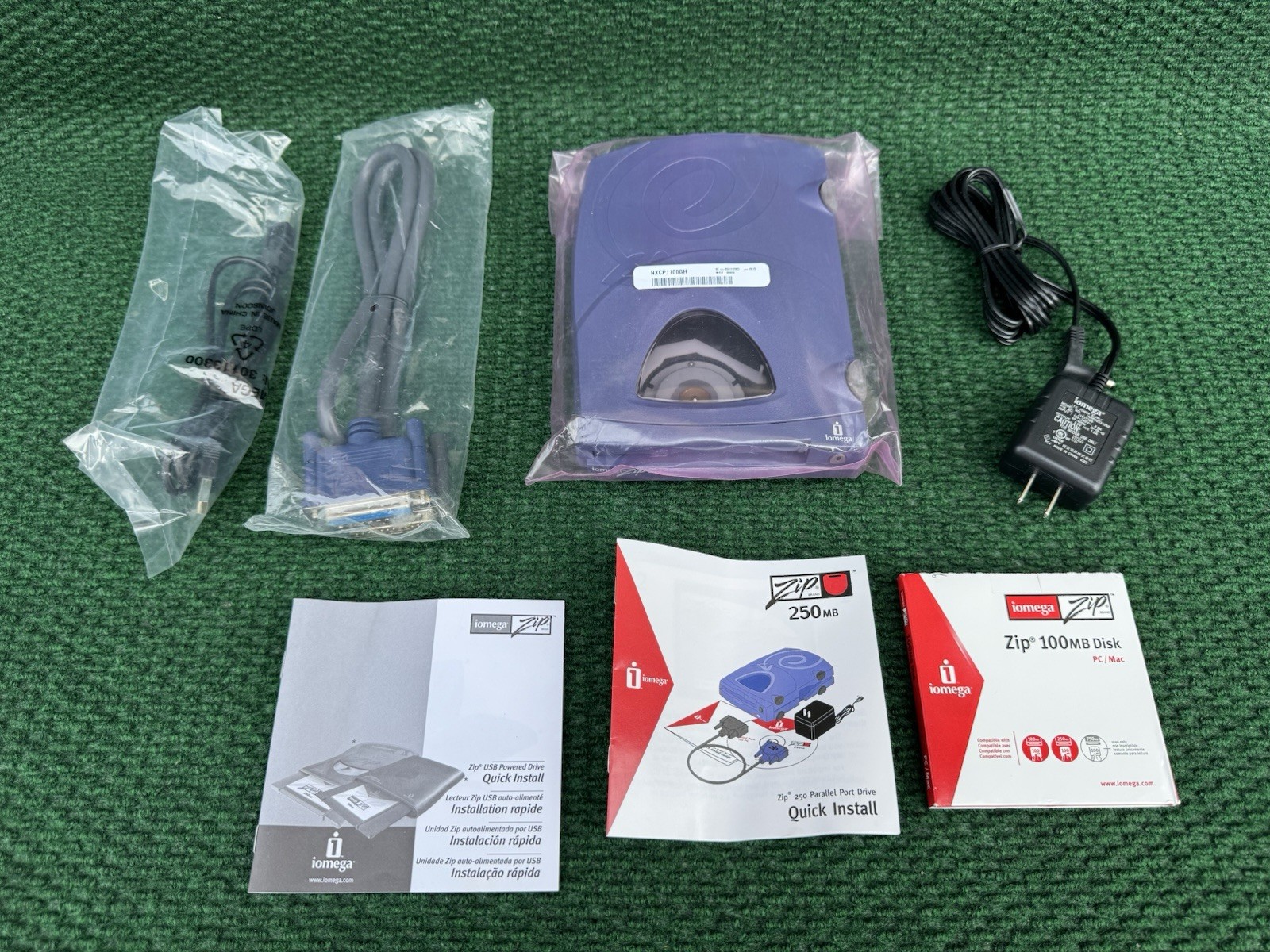 New 2003 Iomega 250MB External Computer Disk Drive Parallel Port Connection