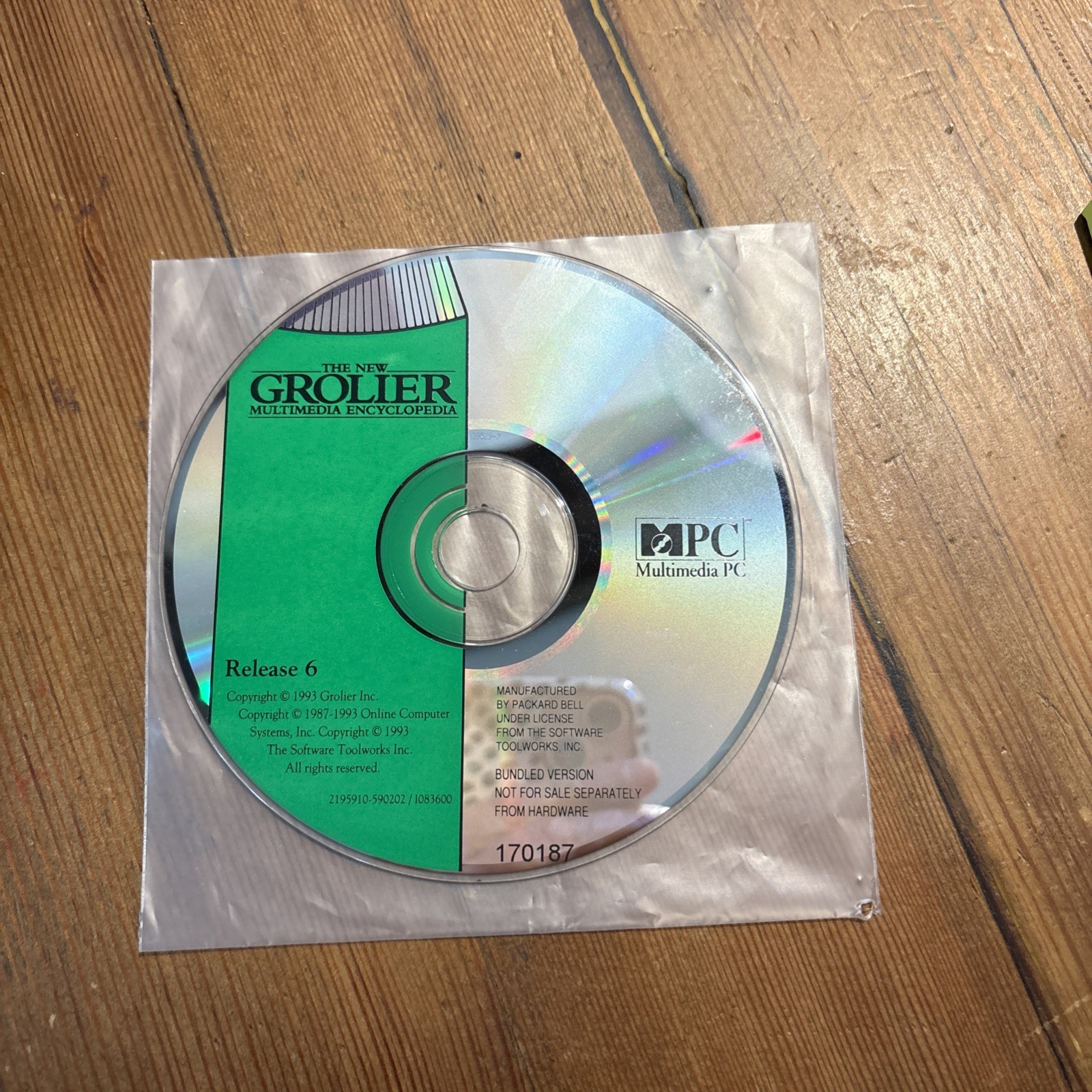 The New Grolier Multimedia Encylopedia Release 6 CDROM for PC