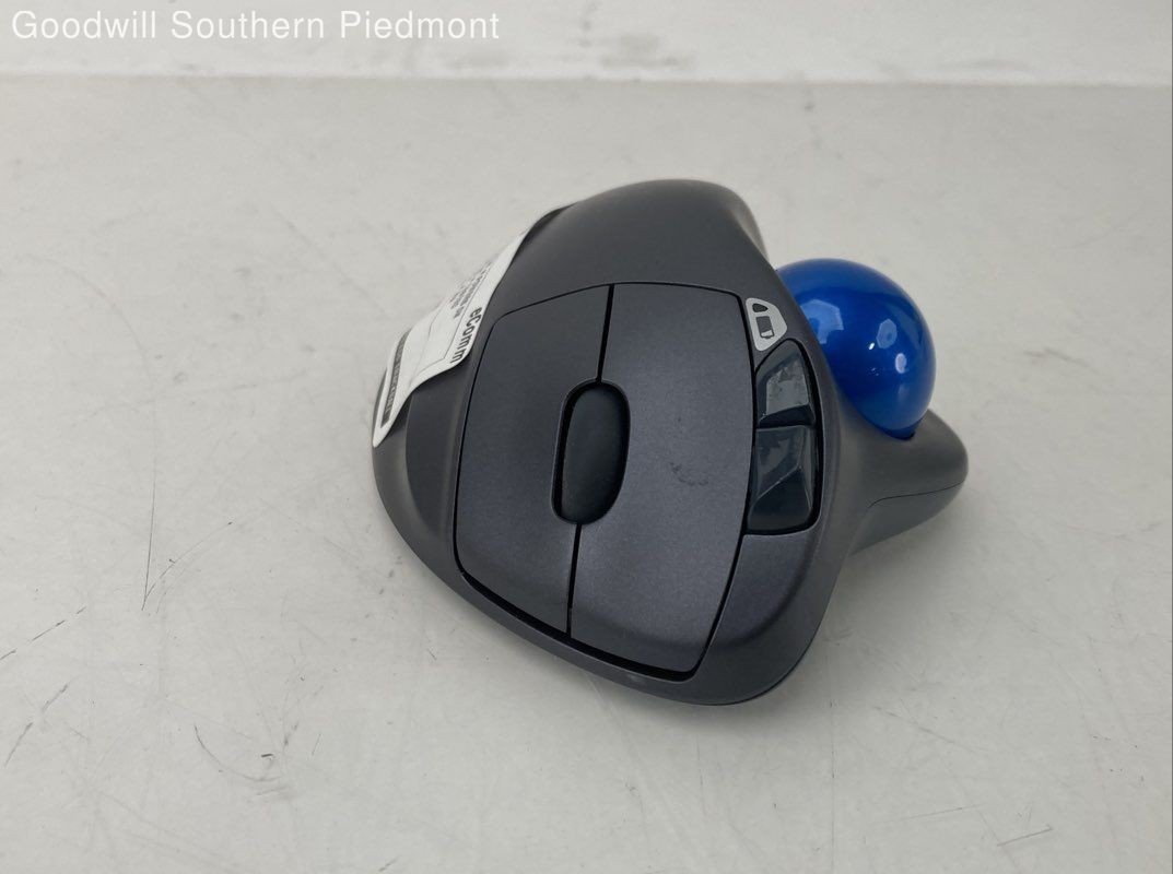 Logitech M570 Wireless Ergonomic Mouse - Tested