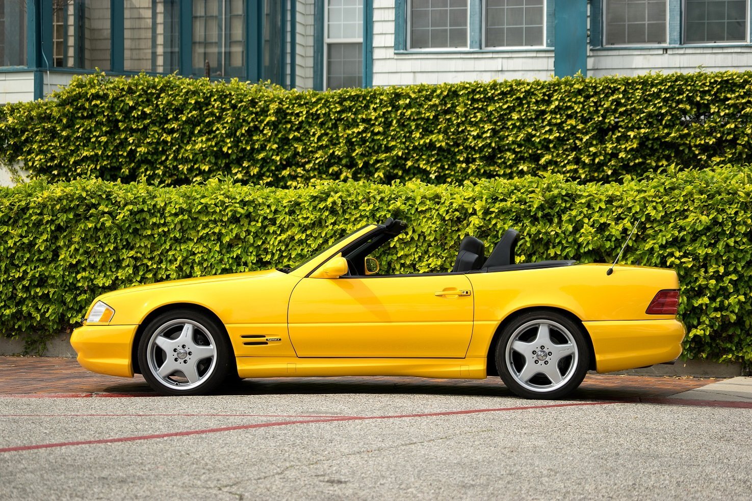 Cars 1999 2001 mercedes benz sl500 us spec Desk Mat Stitched