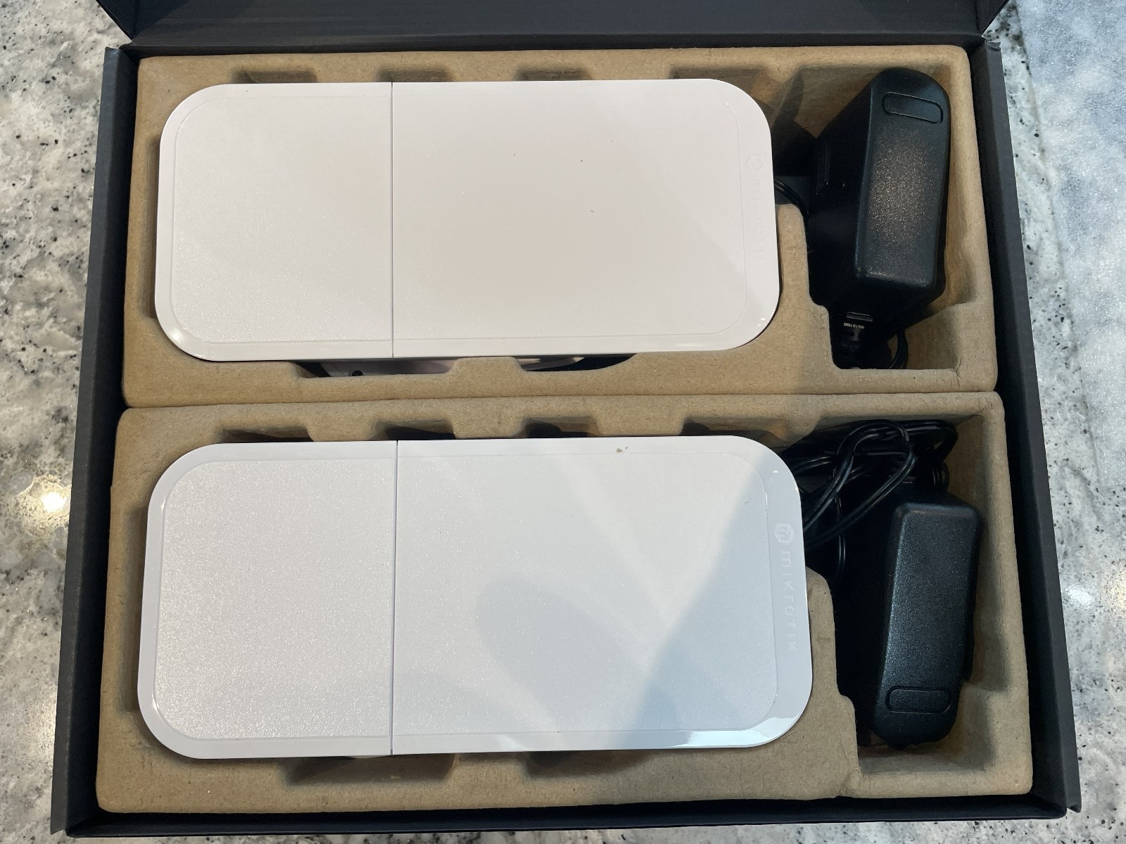 MikroTik RBwAPG-60adkit 60 GHz Wireless Wire Kit