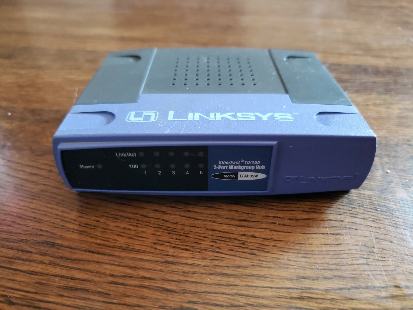 Linksys EFAH05W 10/100 5-Port Workgroup Hub EFAH05W Ver.2 No Cord