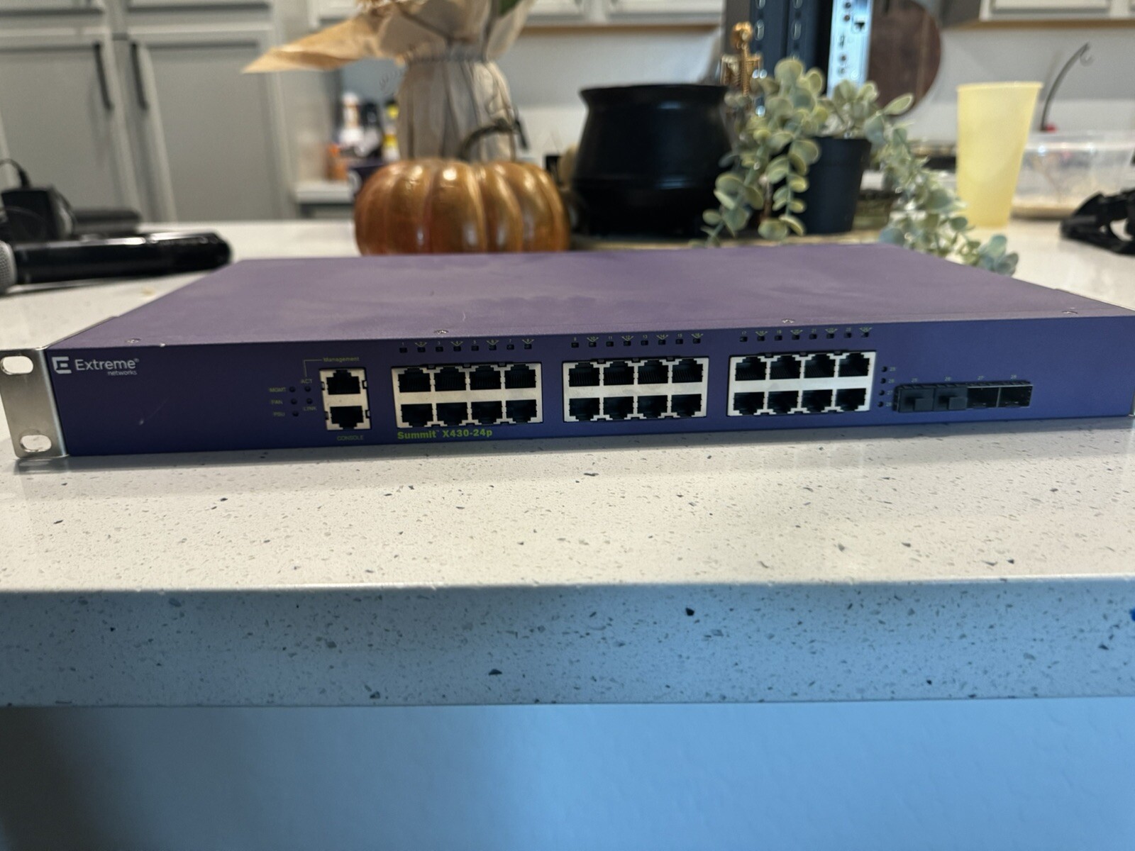 Used Extreme Networks Summit X430-24P Managed Network Switch 16504
