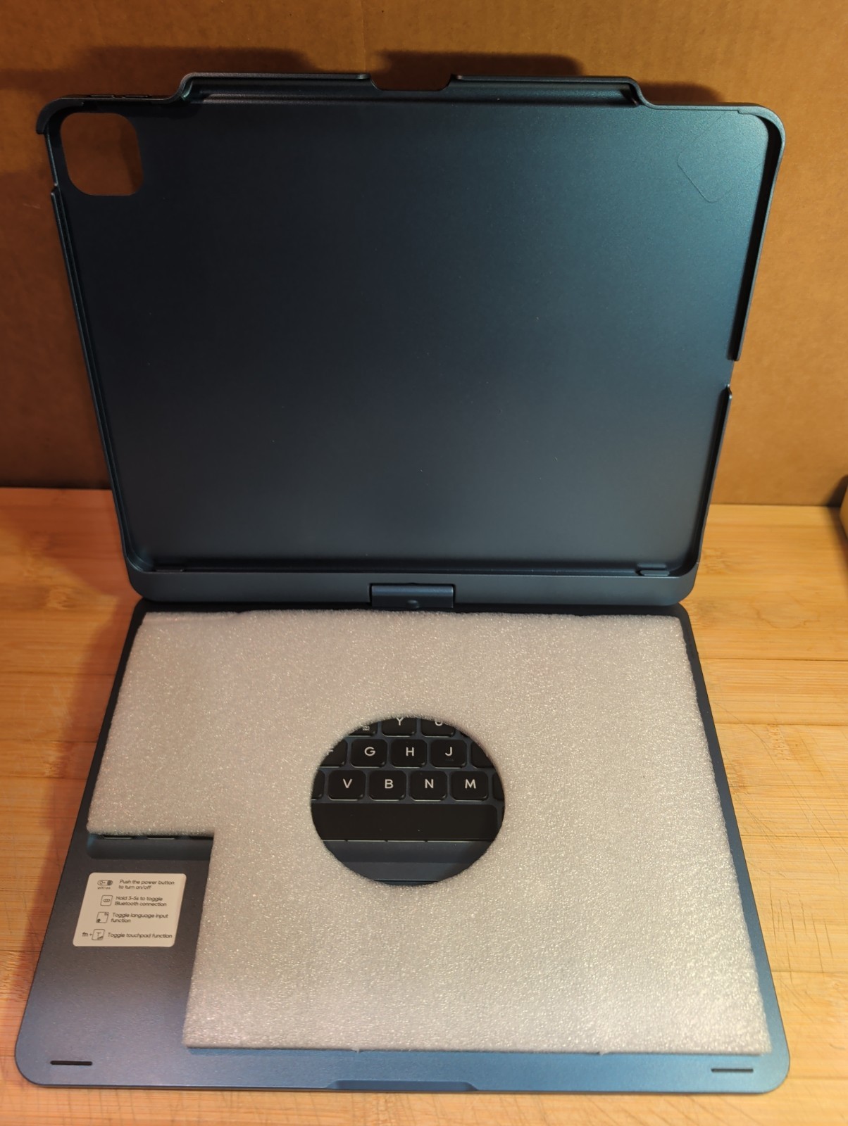 edaiser Swivel Keyboard Case iPad Air/Pro 13 12.9 3rd-6th Gen Blue Trackpad