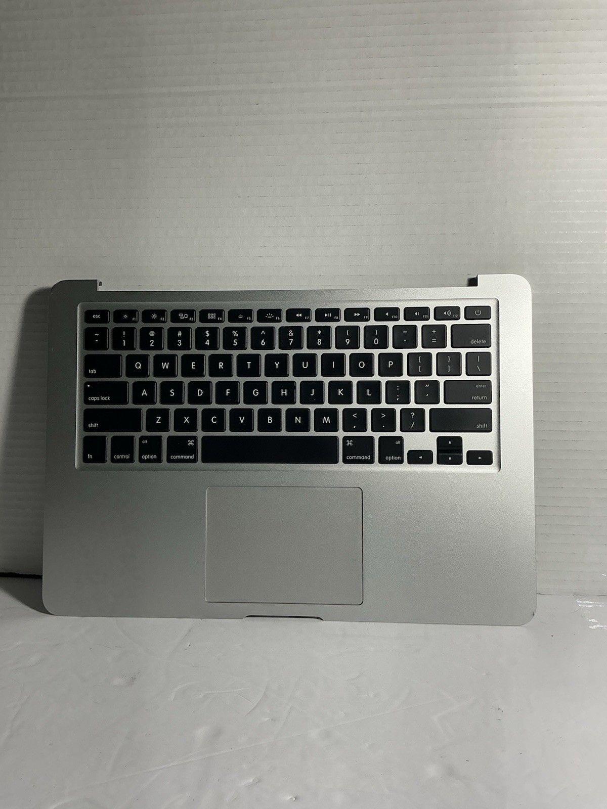 Apple MacBook Air A1466 Top Case Keyboard Trackpad Speakers OEM Tested
