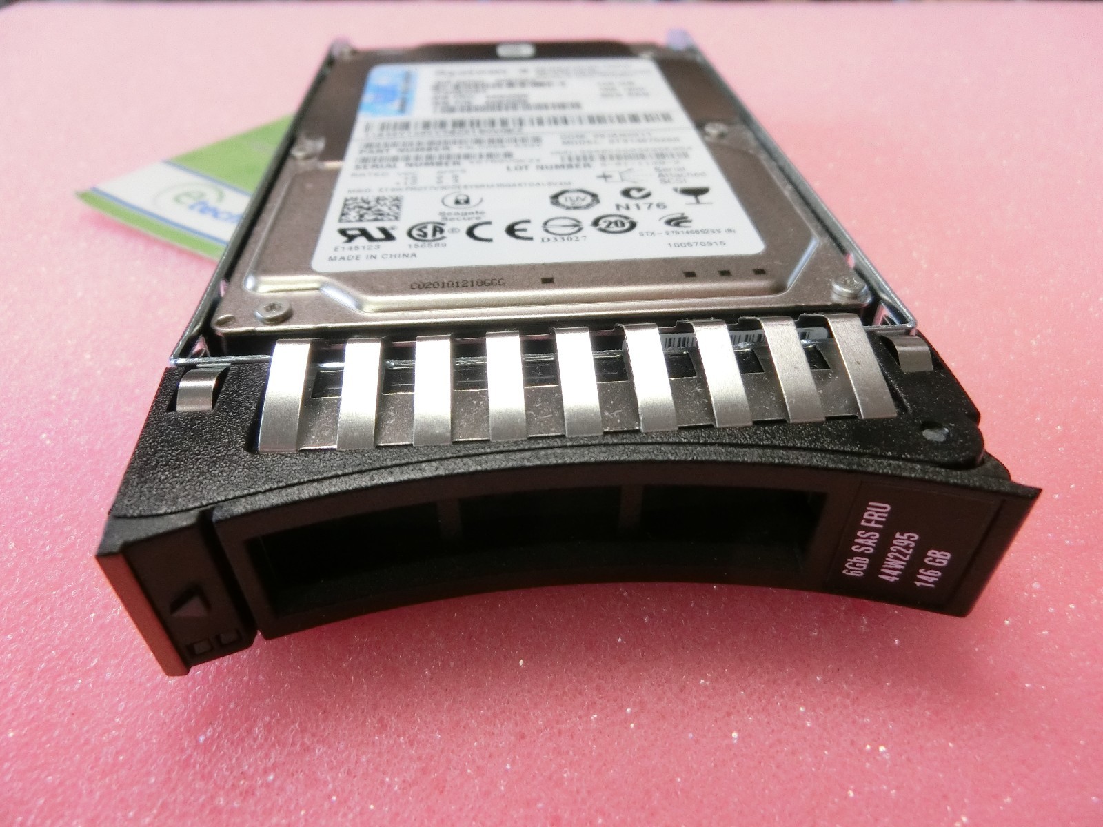 44W2294 / 44W2295 - IBM146GB 15000 rpm 6 Gbps SAS 2.5" SFF Hot-Swap SED