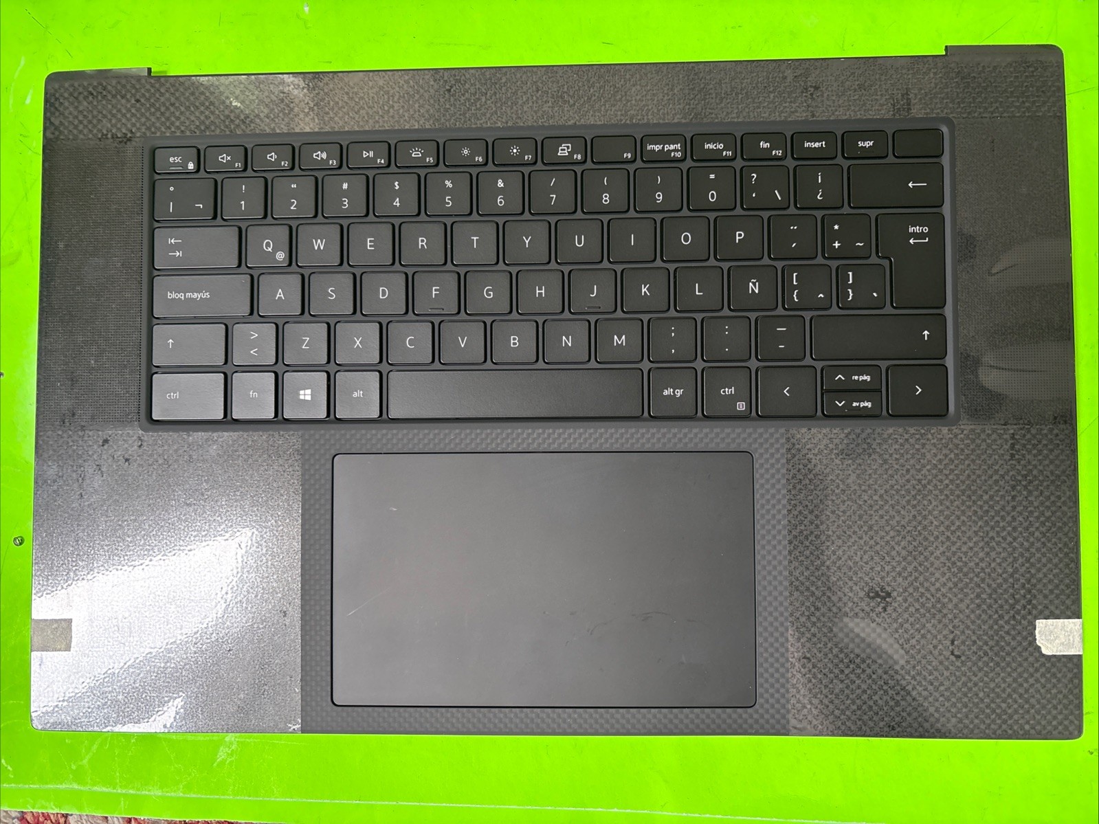 💯% OEM Spanish Brand New DW67K DELL XPS 17 9700 Touchpad Palmrest Kbd B100,7