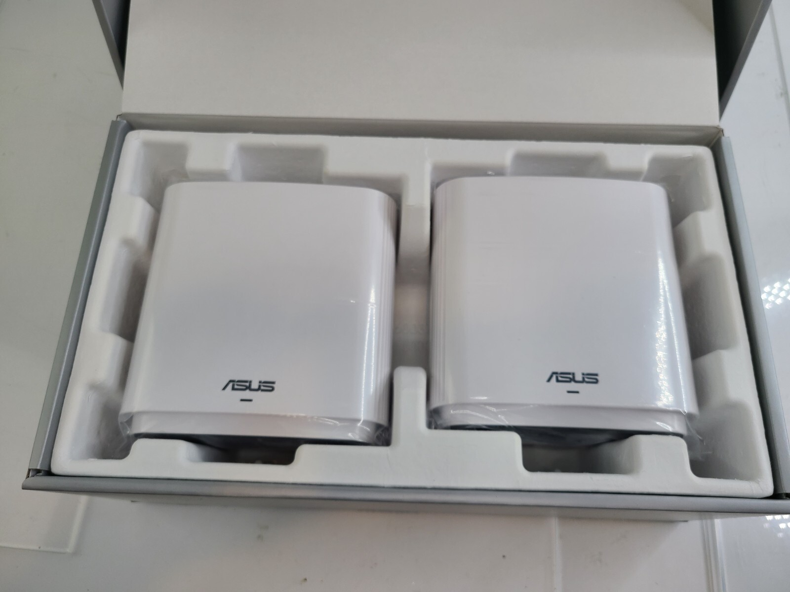 ASUS AC3000 ZenWiFi AC Whole-Home Tri-Band ZenWiFi AC White 5,400 sqft CT8 2Pack