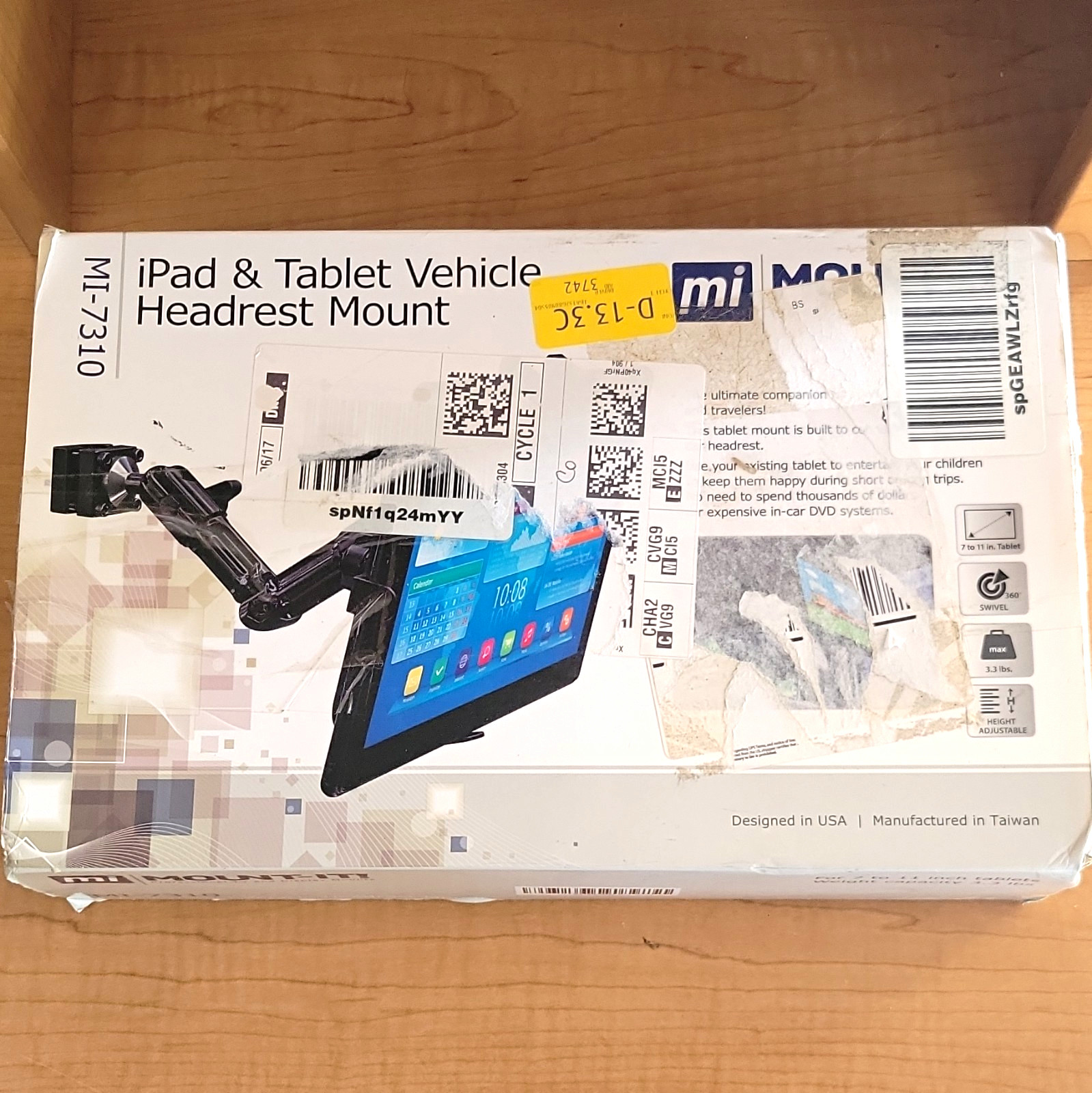 Mount-It MI-7310 Vehicle Headrest Car Mount 7-11in Tablet 360° Black