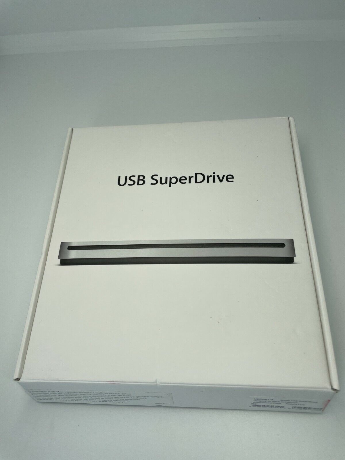 Original Apple SuperDrive 8x External USB Double-Layer DVD±RW/CD-RW Drive Silver