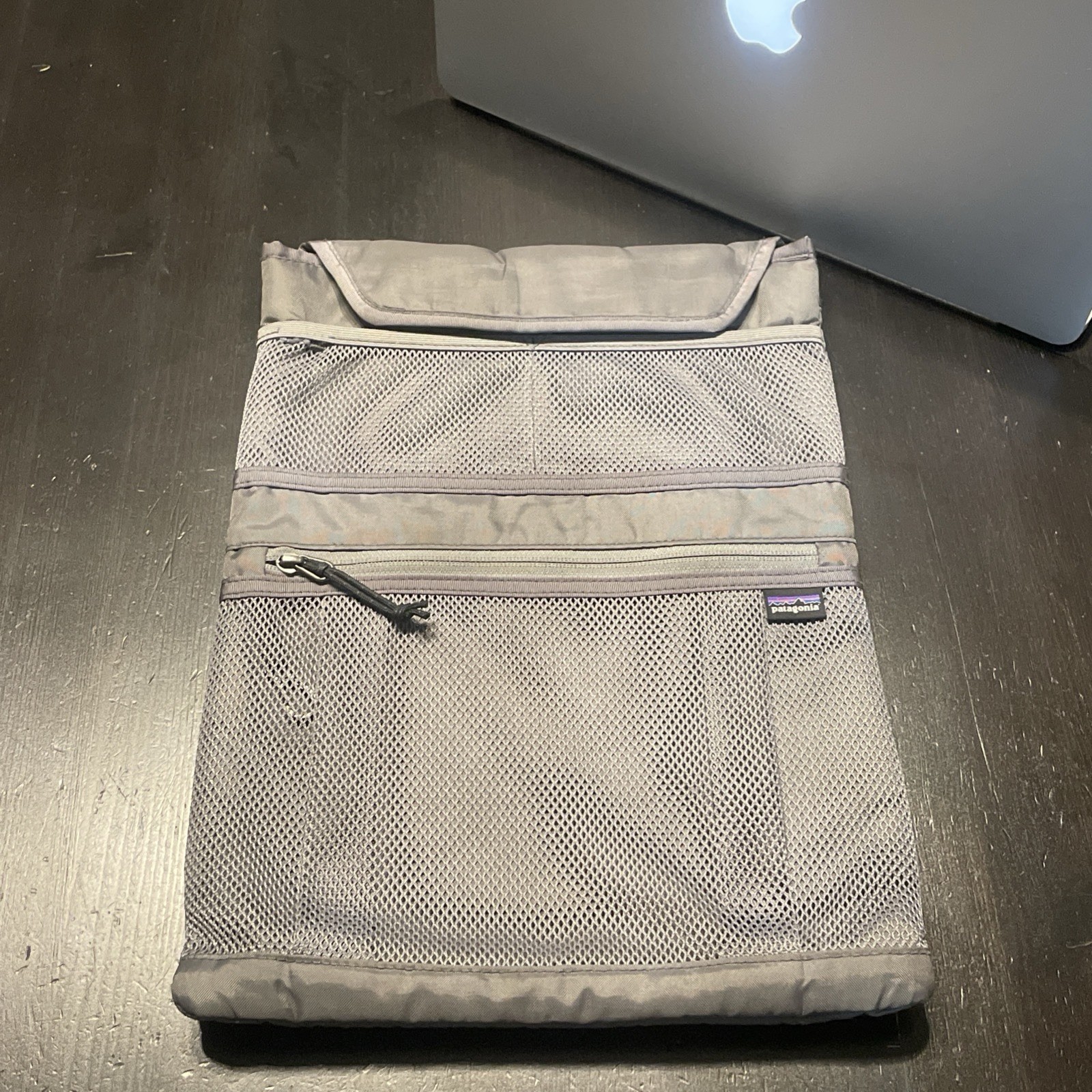 Patagonia Gray Nylon Refugio 15x11" Padded Tech Laptop Tablet Sleeve Pouch Bag