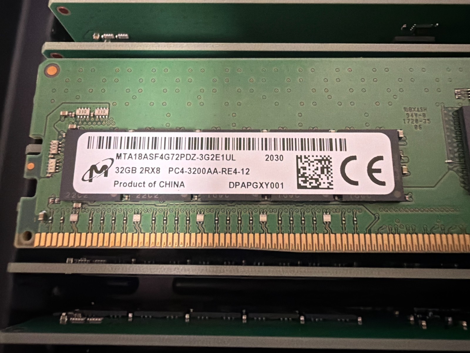 MTA18ASF4G72PDZ-3G2E1 MICRON 32GB (1X32GB) 2RX8 PC4-3200AA MEMORY