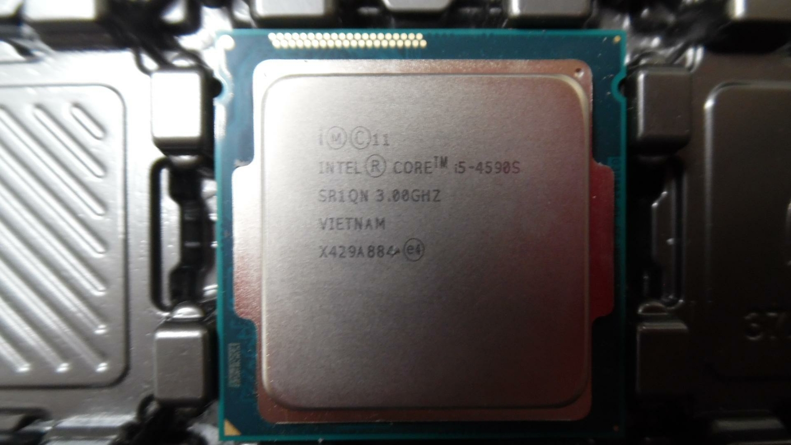 - Intel Core i5-4590S@3.0GHz CPU for Socket 1150 - SR1QN - Tested -
