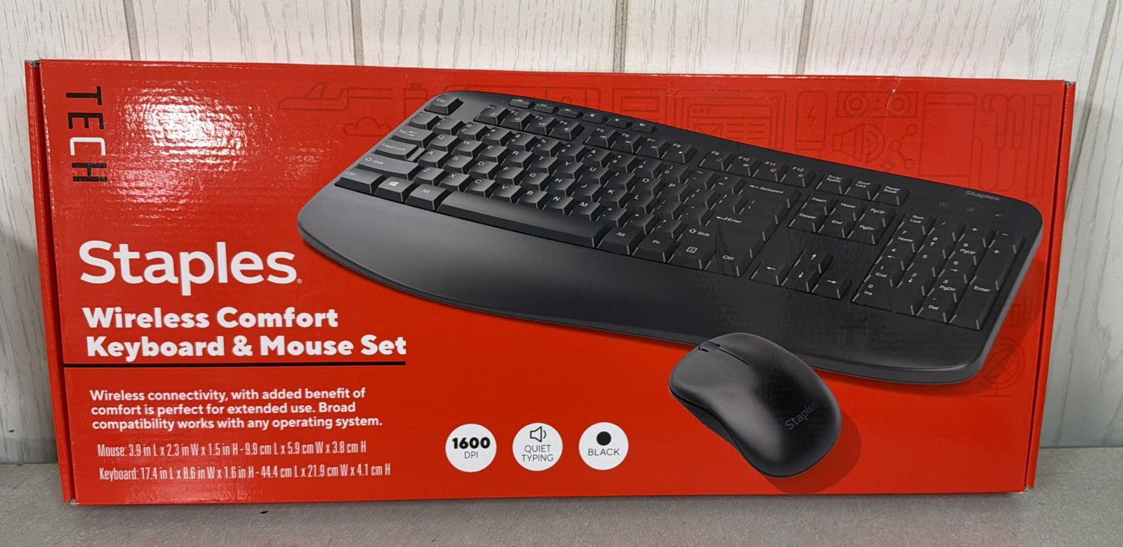 Staples Wireless Comfort Keyboard and Mouse Bundle, Plug & Play QWERTY Black EUC