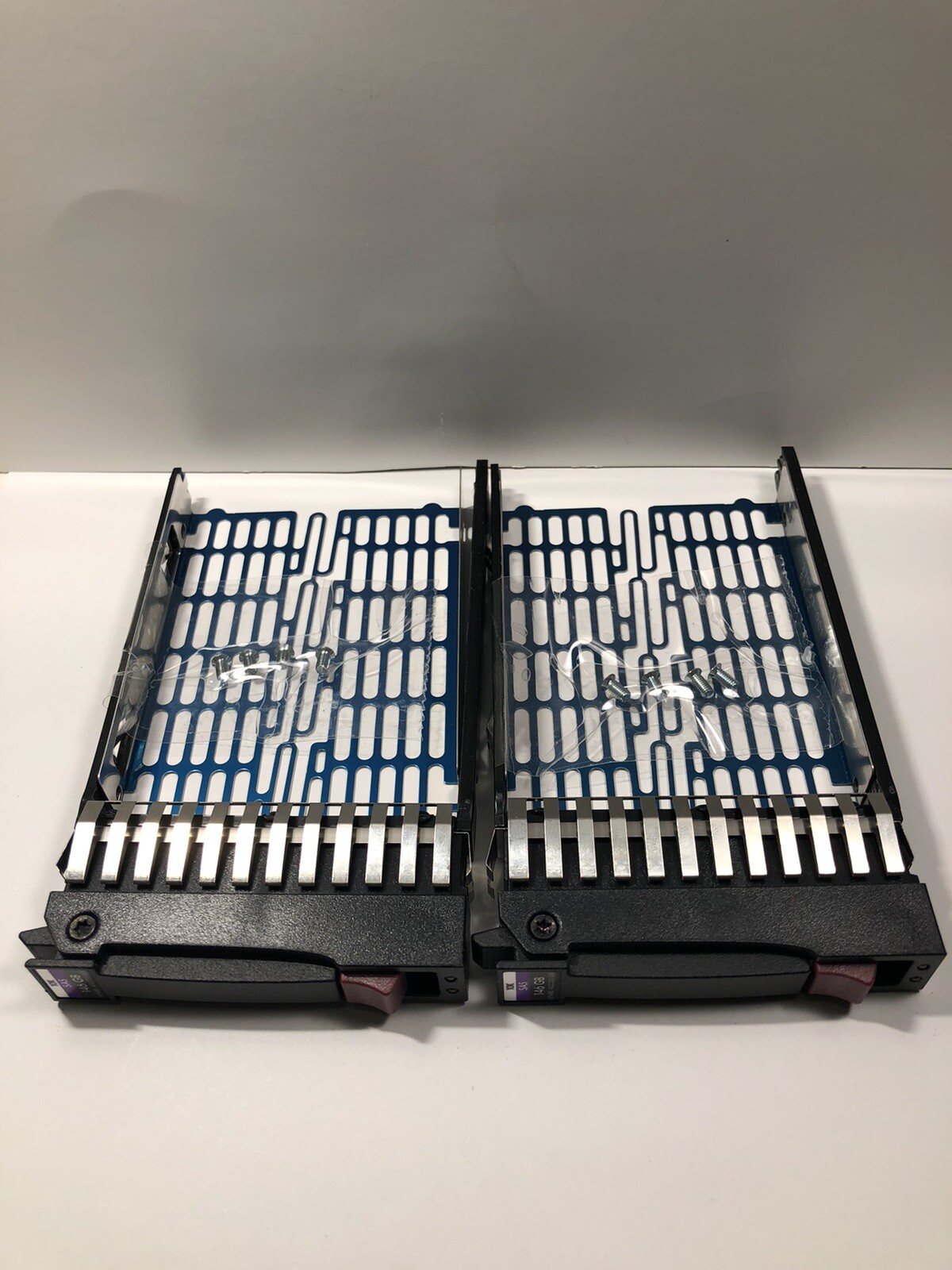 Lot of 2 432320-001, 512744-001 HP 2.5inch Caddy Trays with Mounting Screws