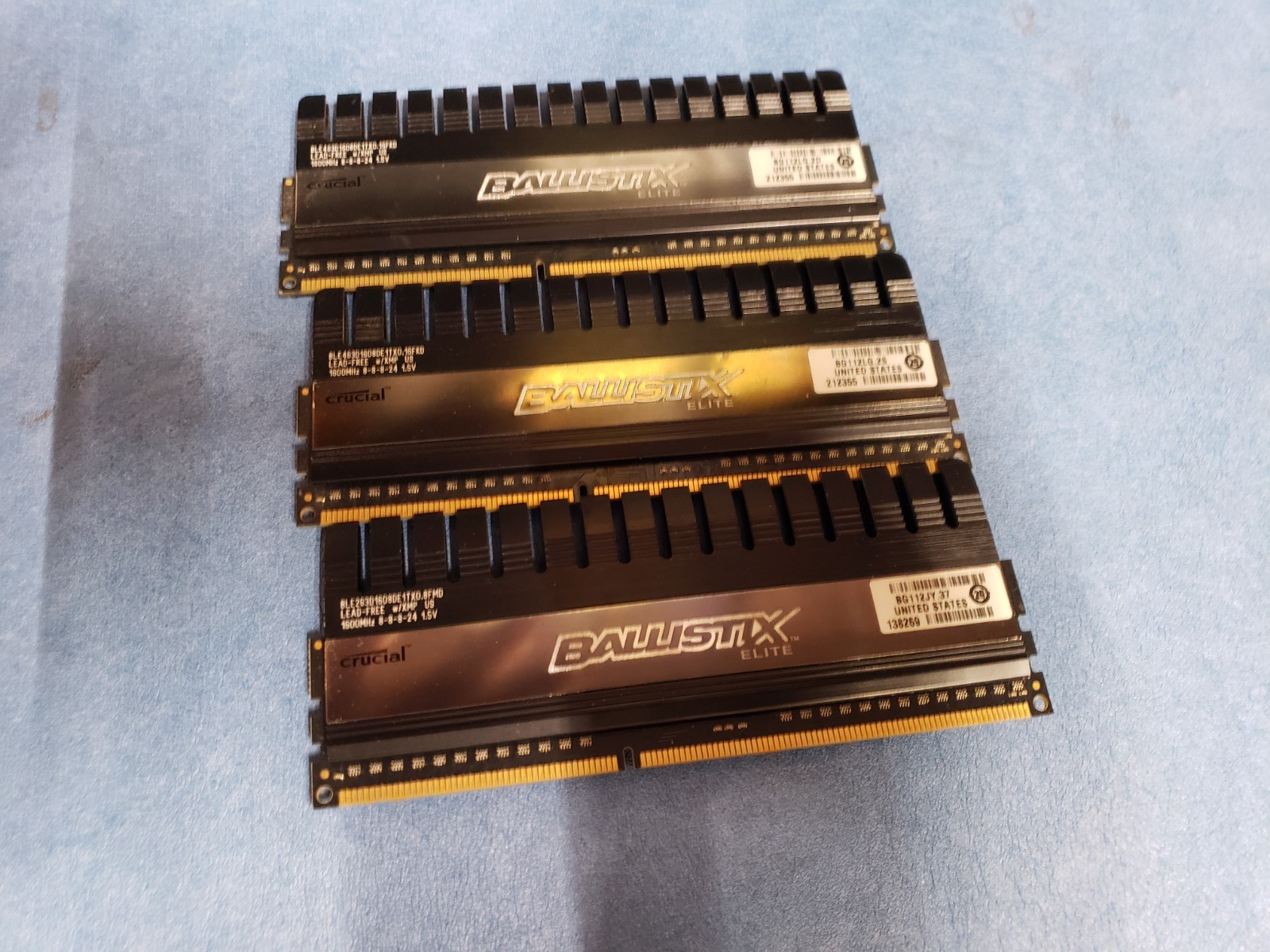 lot of 3 ram sticks Ballistix Elite DDR3 two 4GB and one 2GB ram sticks