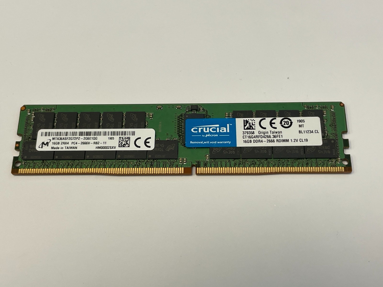 Micron 16GB (1 Stick) PC4-21300 DDR4 2666V ECC Memory MTA36ASF2G72PZ-2G6E1QG