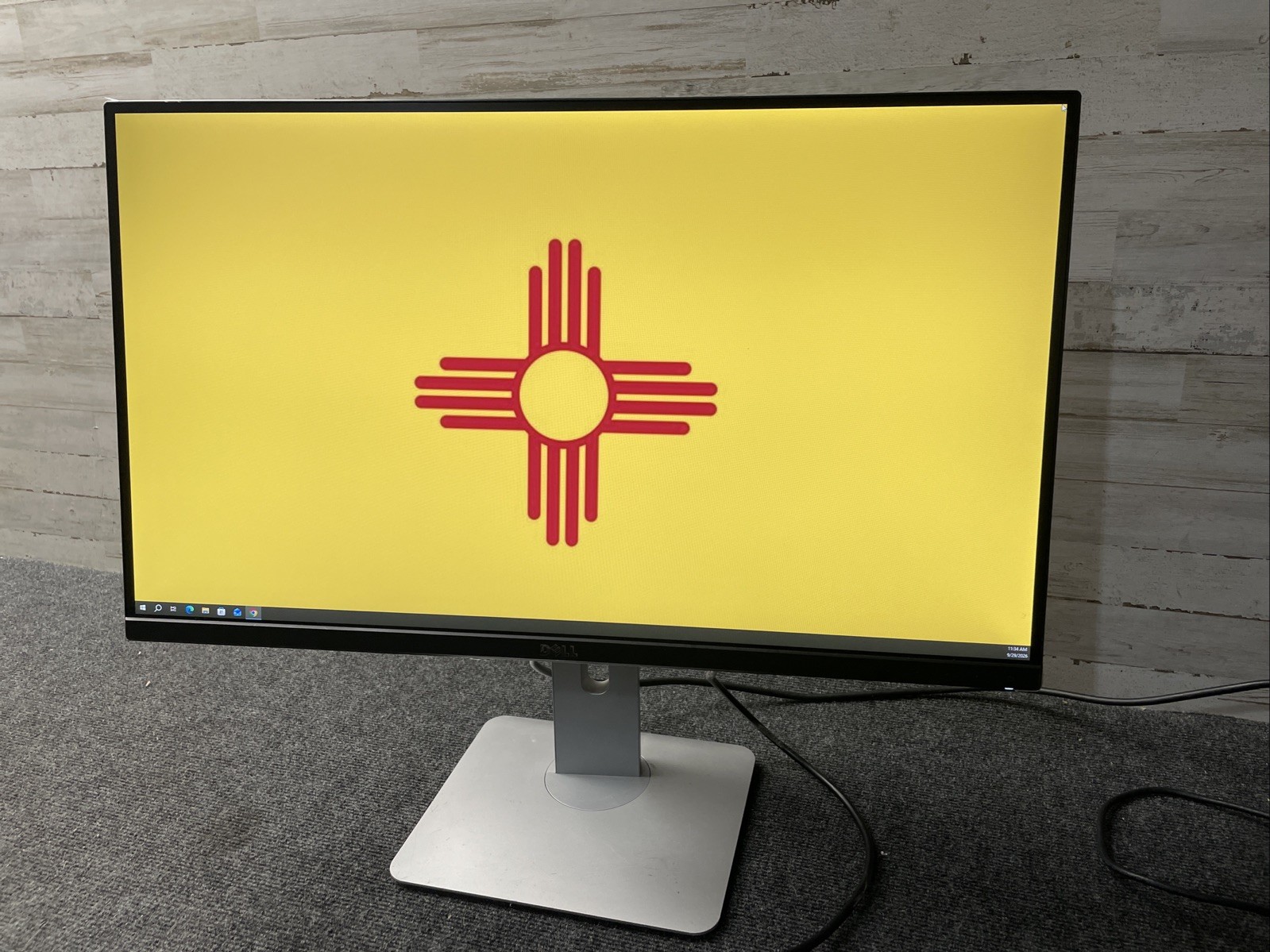 Dell UltraSharp U2715Hc 27-inch QHD IPS LED Monitor 2660x1440 w/ Stand