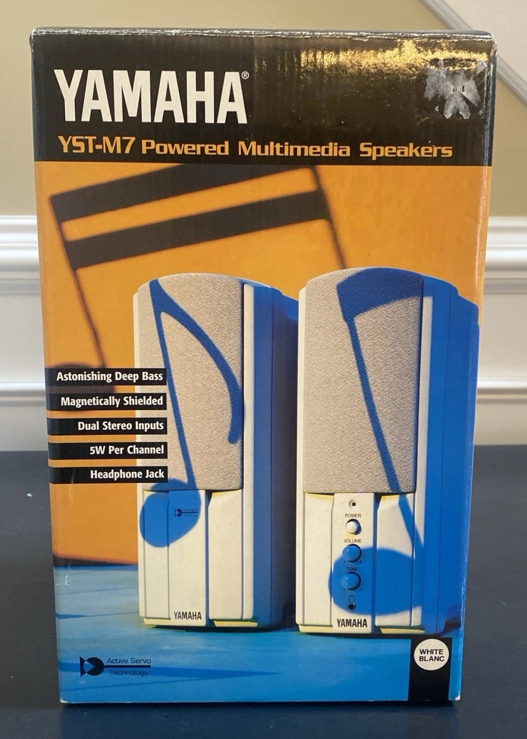 YAMAHA YST-M7 Powered Multimedia Feature Speakers OPEN BOX Vintage 1995 RARE
