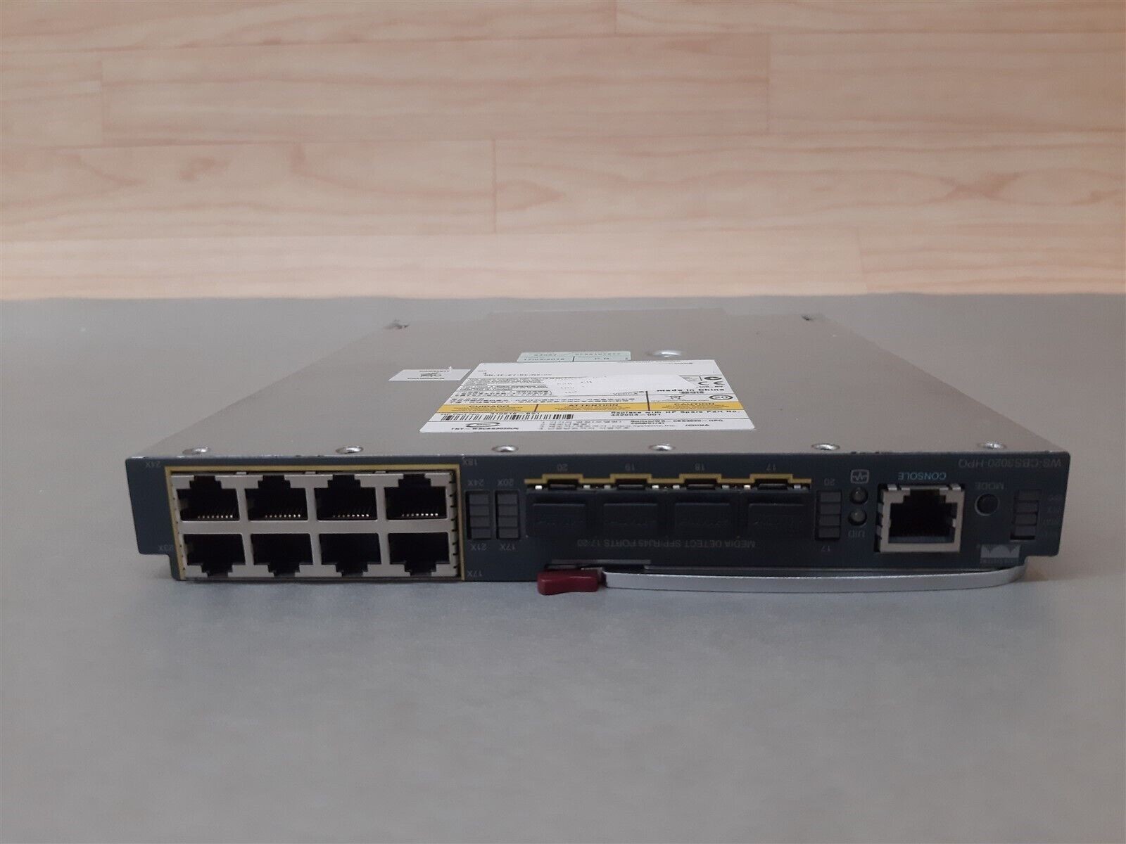 HP WS-CBS3020-HPQ 12-Port 1Gbps Catalyst Blade Switch 3020 (410916-B21)