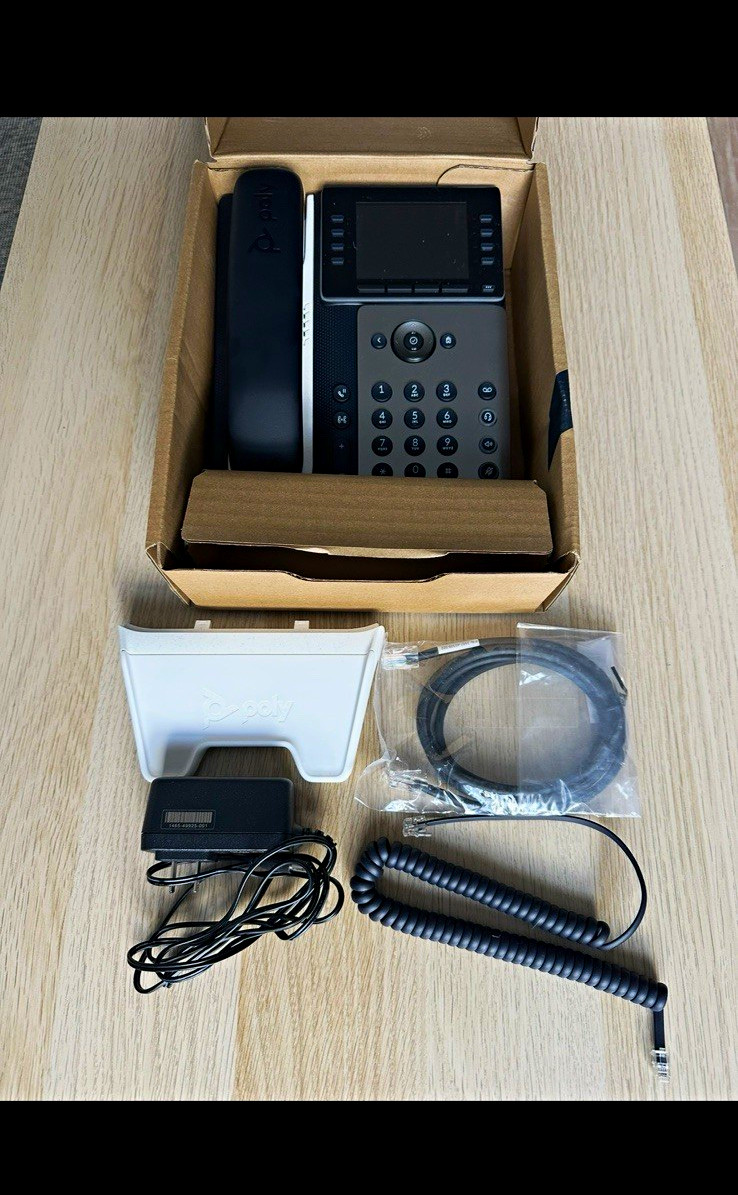 Poly Edge E320 Black IP Phone Speakerphone, Ethernet (RJ-45) VoIP Desk