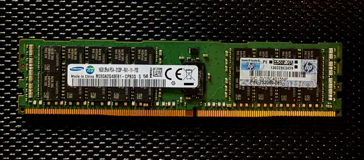 Samsung 16GB DDR4 2133MHz PC4-17000 ECC RDIMM Server Memory RAM M393A2G40EB1-CPB