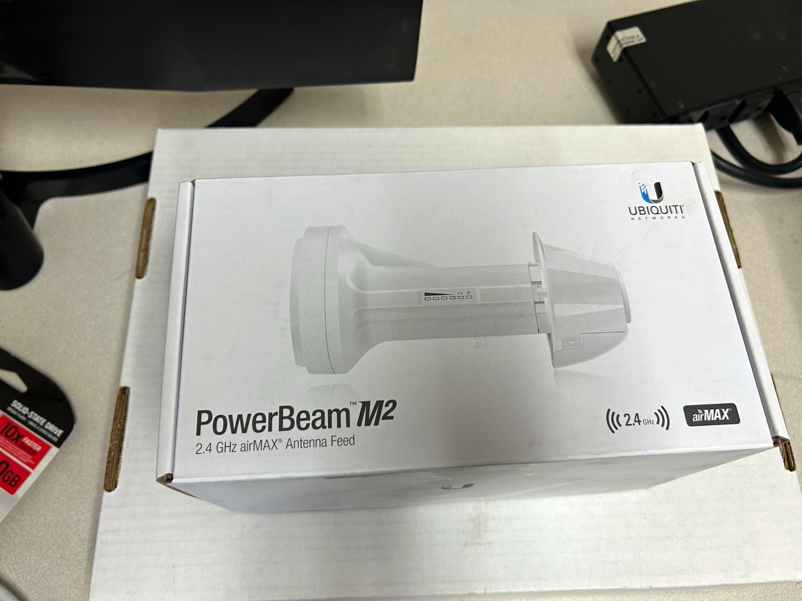 Ubiquiti PowerBeam M2 PBE-M2-400 2.4GHz airMAX 18 dBi Directional