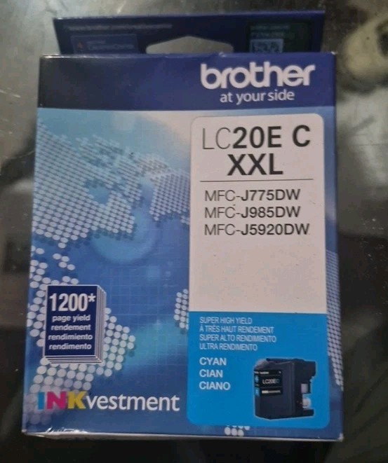 *Deformed Box* Brother LC20E C XXL Cyan Ink Ctg LC20ECXXL Exp. 4/26
