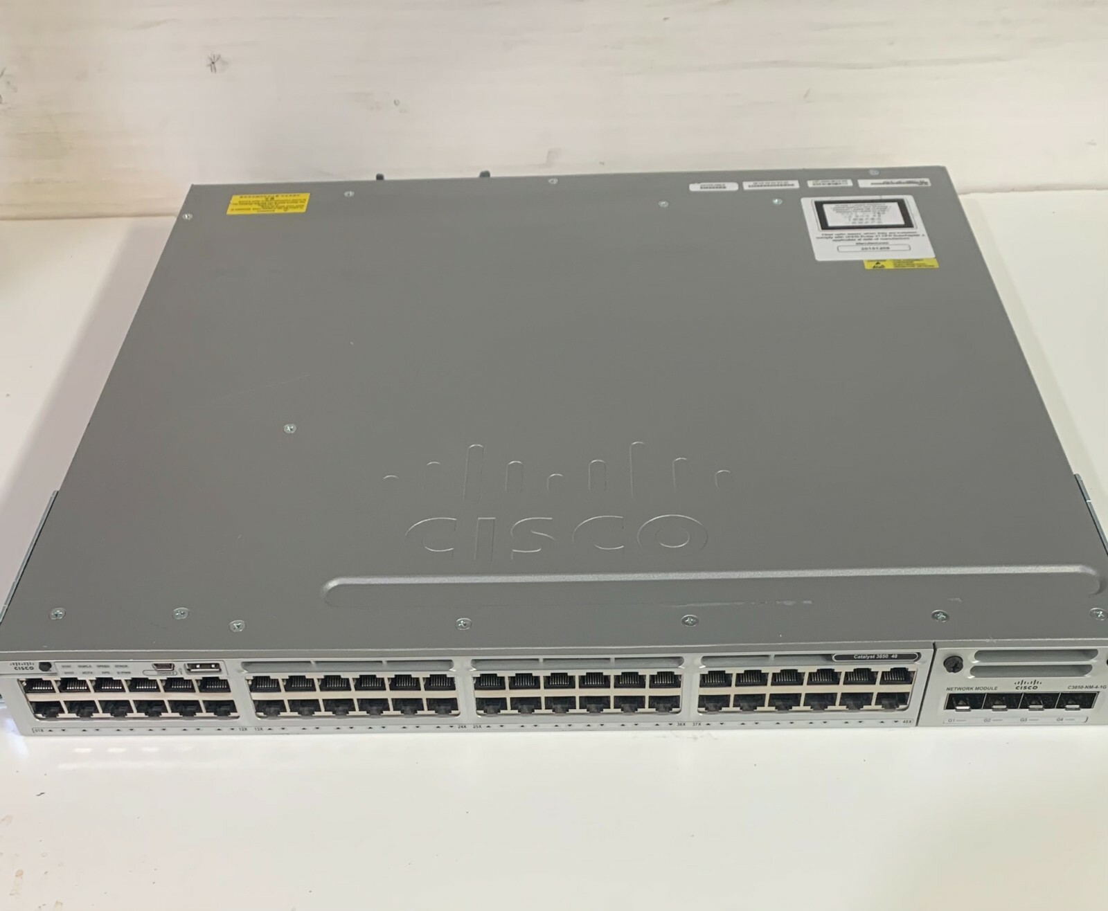 Cisco WS-C3850-48T-S 48 Switch w/C3850-NM-4-1G