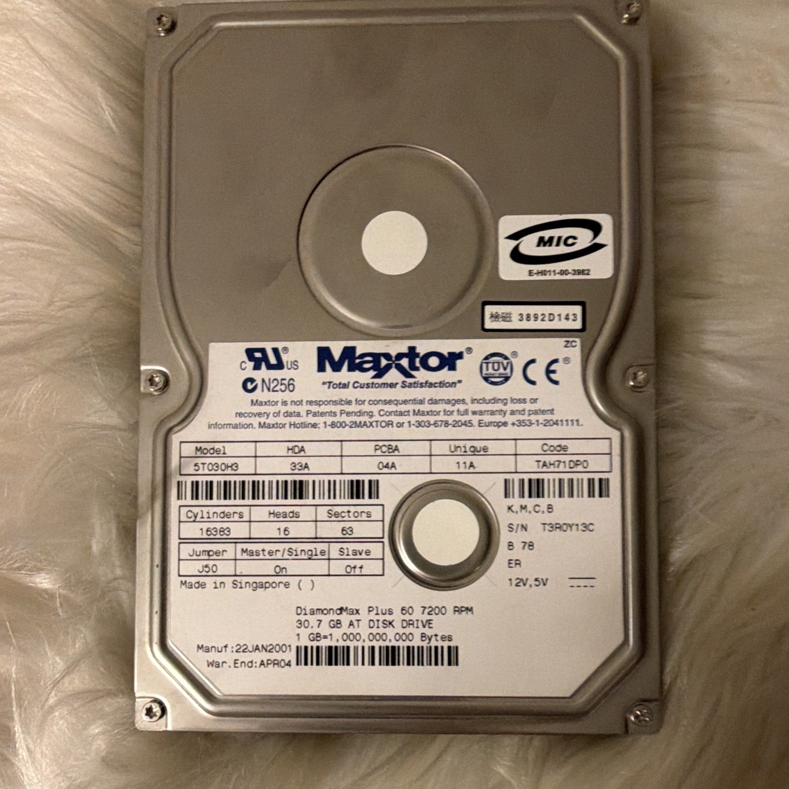 MAXTOR 30.7GB Diamond Max Plus 60 7200 APM Hard Disk Drive