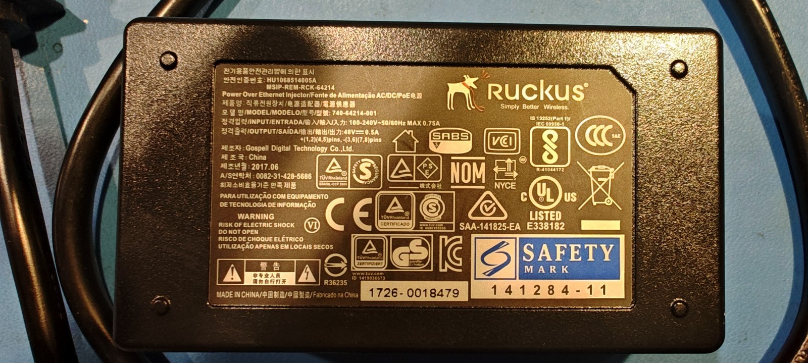 Ruckus 740-64214-001 AC DC PoE injector RJ45 Gigabit 48V - Brand New