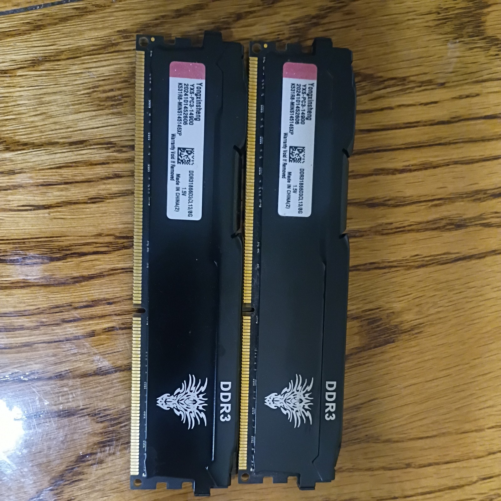 Yongxinsheng DDR3-1866 DIMM Desktop RAM 16GB (2x8GB) 240-Pin Memory Modules