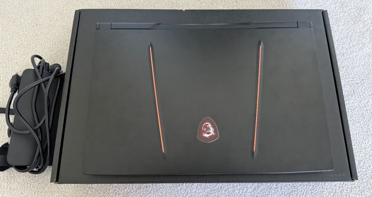 MSI Raider GE75 8SG 17.3" 144hz i7-8750H RTX 2080 8G 32GB RAM 1TB SSD+ 2TB HDD
