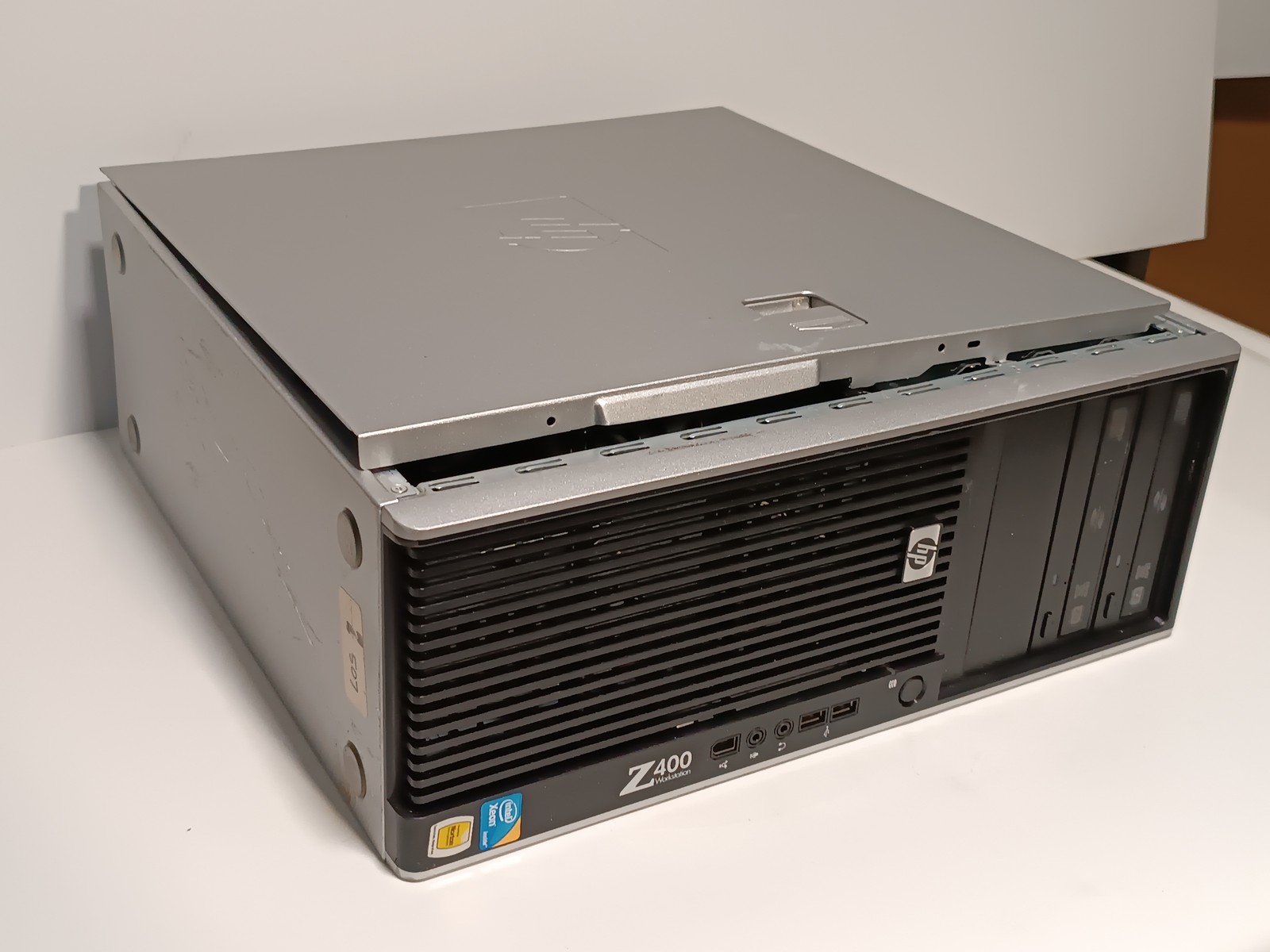 HP Z400 Workstation tower desktop PC Xeon Win7 Pro COA dual DVD-RW as shown