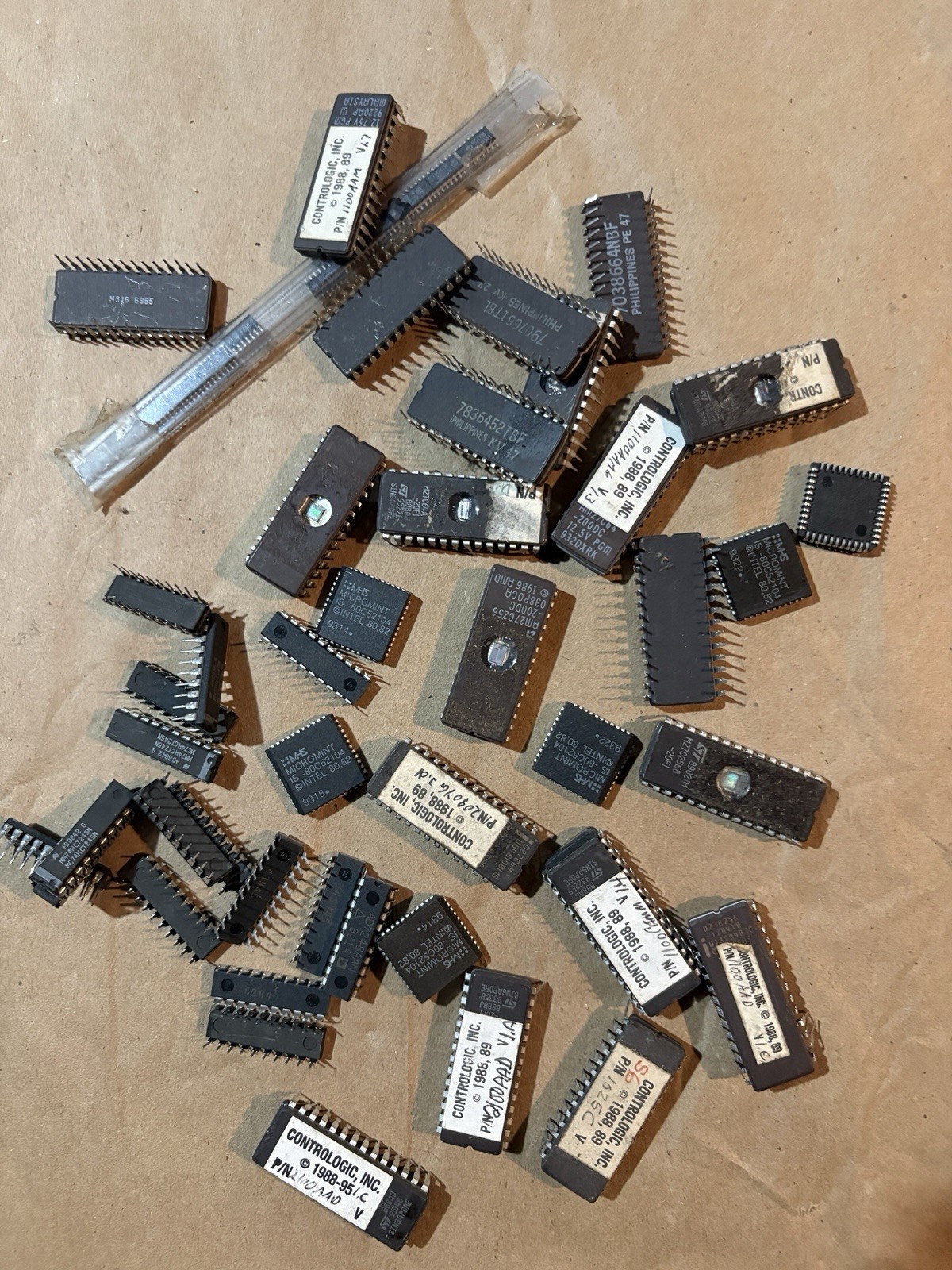 Vintage IC Chip Lot AMD Intel Philips ST EPROM Microprocessor Contrologic 