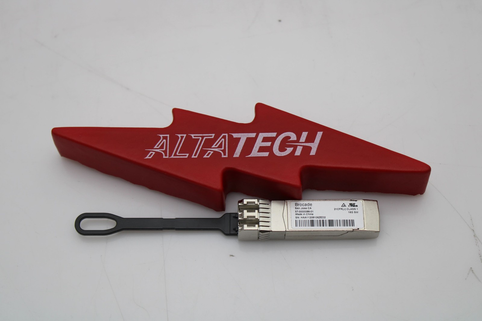 Brocade 57-000088-01 16GB SFP+ Transceiver SW Brocade
