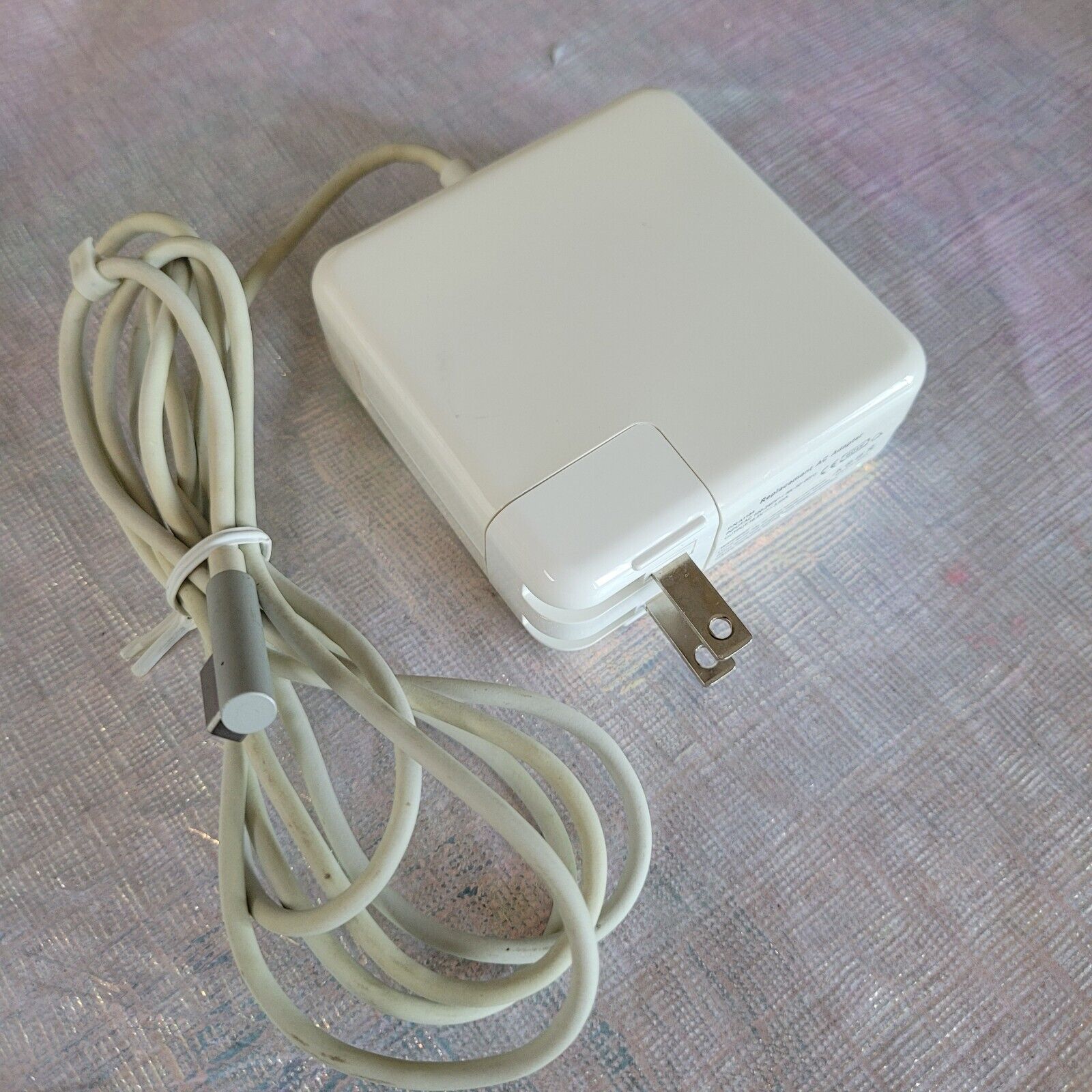 Replacement Apple MagSafe-1 L-Tip AC Power Adapter Charger 60W 