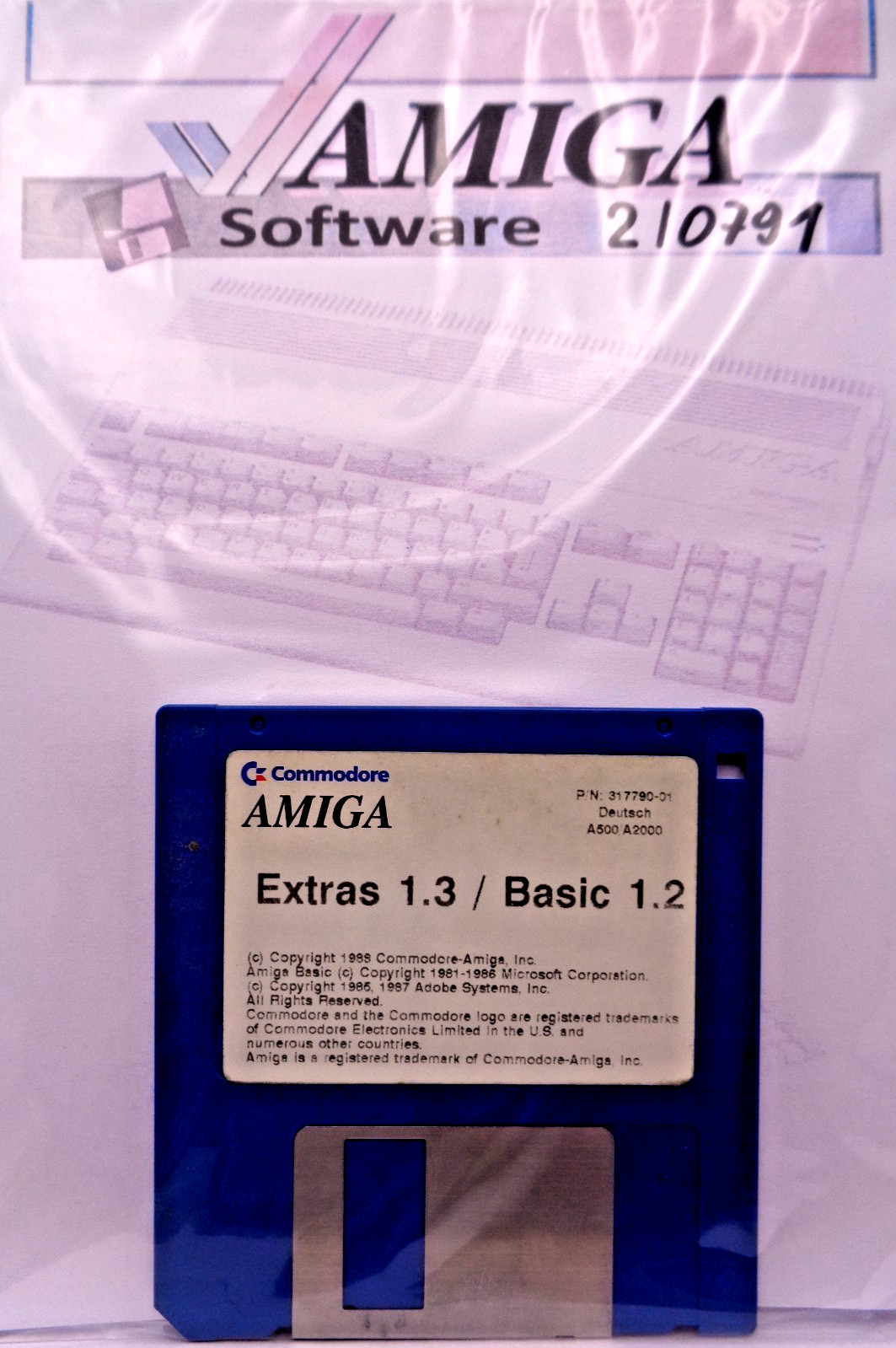COMMODORE AMIGA -- A500 A2000 EXTRAS 1.3 & BASIC 1.2 GERMAN (COMMODORE) #0791