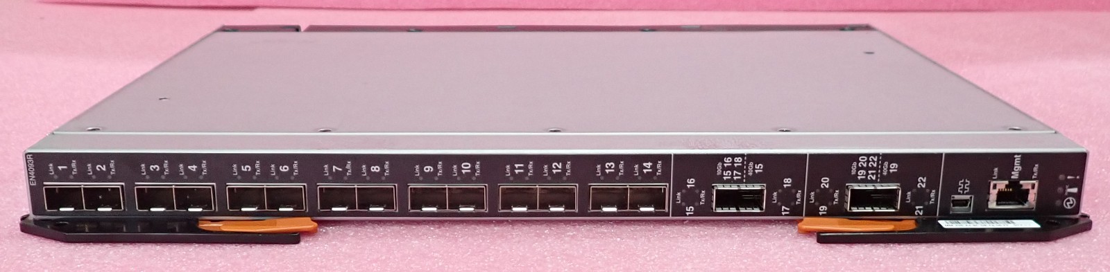 Lenovo Flex System Fabric EN4093R 46x 10GbE Port (Int/Ext) Switch With Upgrade 1
