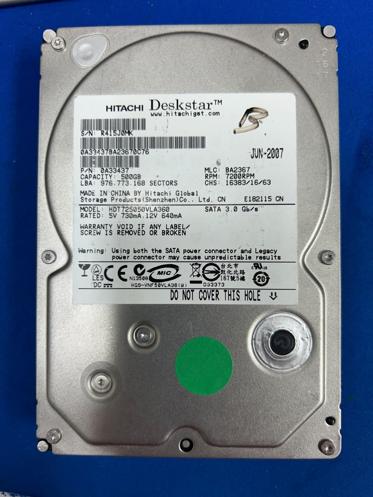 HITACHI SATA 500GB HDT725050VLA360 P/N: 0A33437 MLC: BA2367 