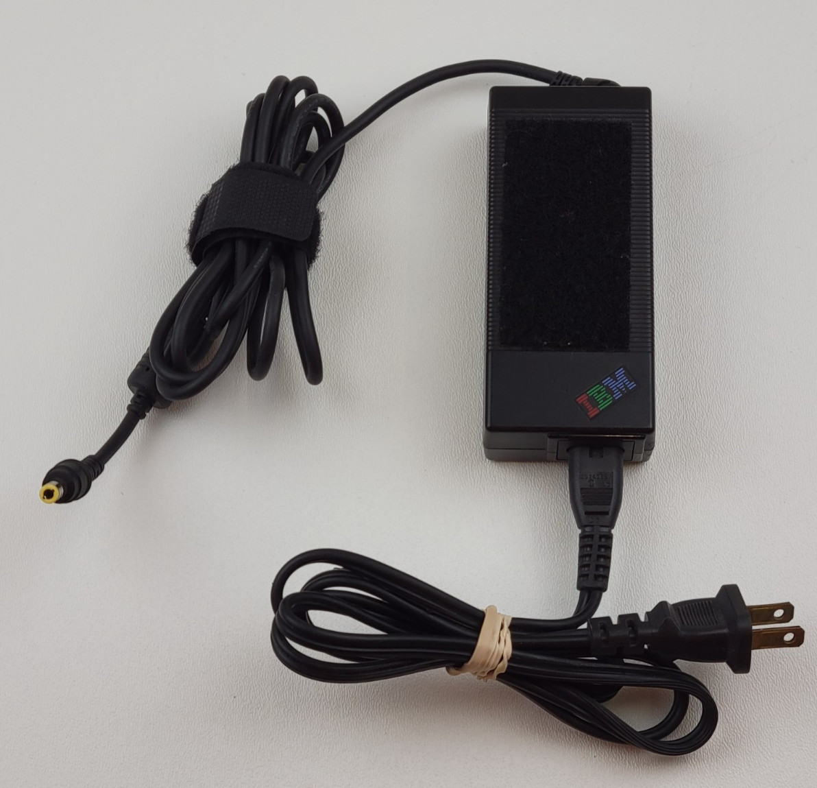OEM Original IBM 08K8208 8K8208 08K8209 8K8209 AC/DC Power Supply Adapter