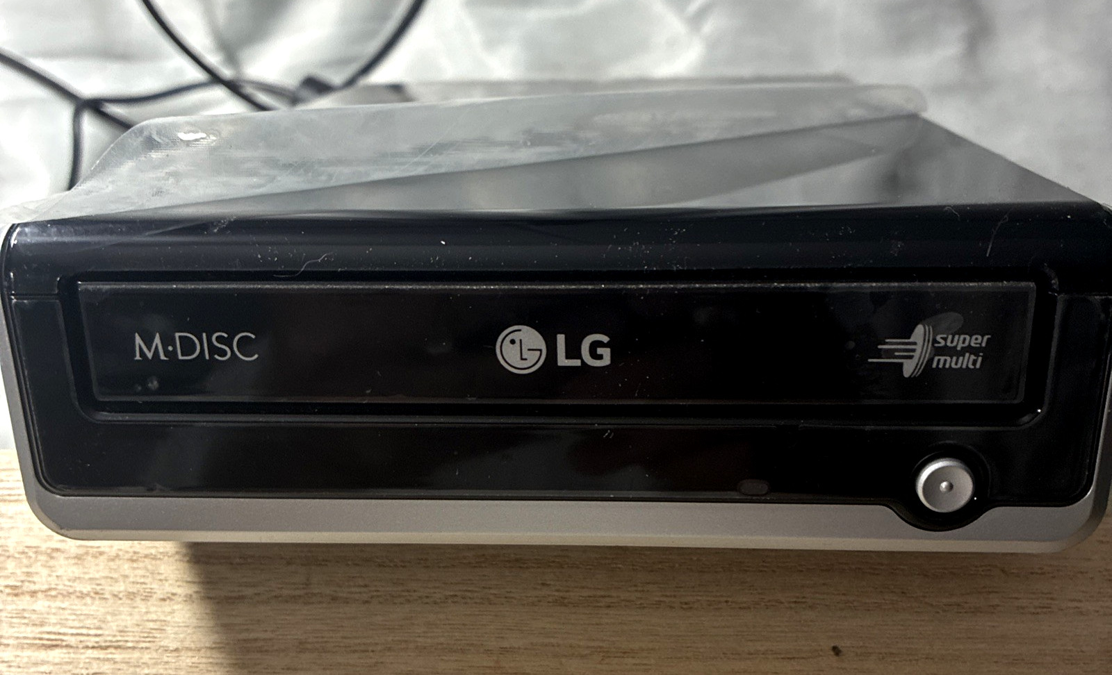 LG GE24NU40 External DVD Writer Drive USB2.0 Super Multi M-Disc Backup READ