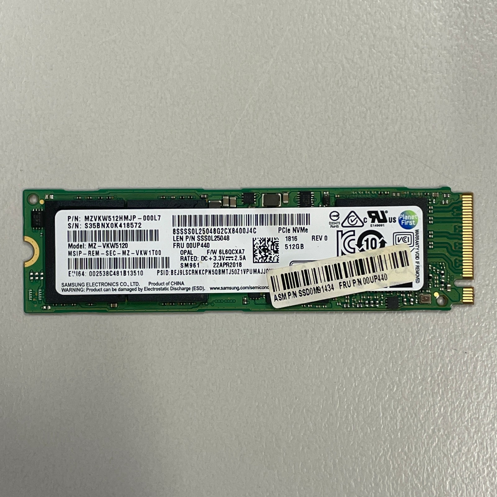 Samsung SM961 512GB MLC M.2 2280 NVMe SSD MZ-VKW5120 MZVKW512HMJP-000L7 00UP440