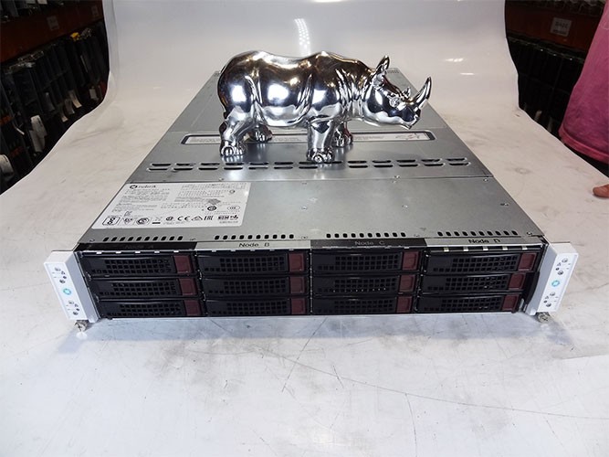 SuperMicro 6028BT-HNC0R 2U 4 Node LFF Server