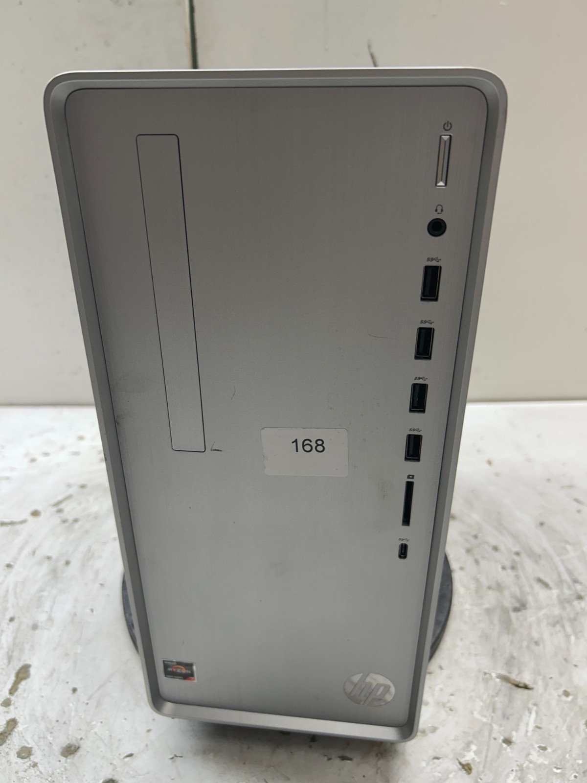 HP Pavilion Desktop TP01-2234 AMD Ryzen 7 5700G 3800MHz 16GB NO HDD