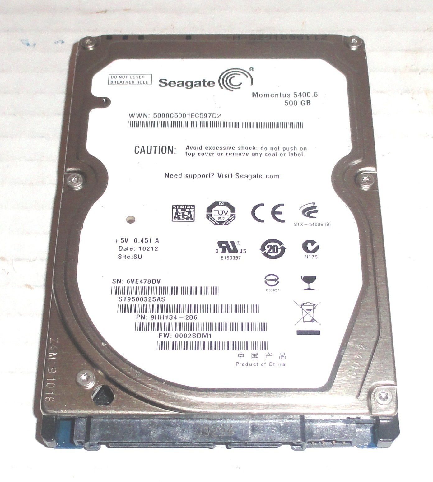 Seagate ST9500325AS 500GB Sata Hard Drive P/N: 9HH134-286  6VE F/W: 0002SDM1  SU
