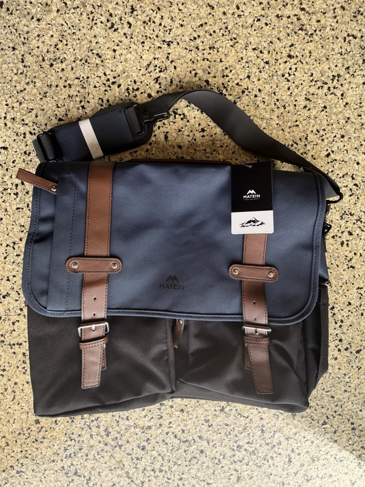 MATEIN 15 in Laptop Shoulder/Messenger Bag Polyester Solid Blue/Black Brown