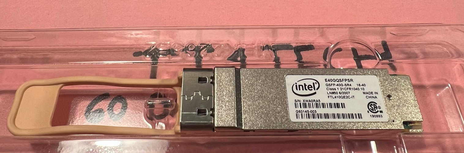 1 New Genuine INTEL E40GQSFPSR FTL410QE2C-IT QSFP-40G-SR4 150m QSFP Transceiver
