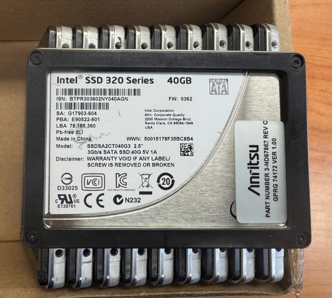 LOT  OF 10 Intel 320 Series SSDSA2CT040G3 40GB 2.5" SSD Solid State Drive
